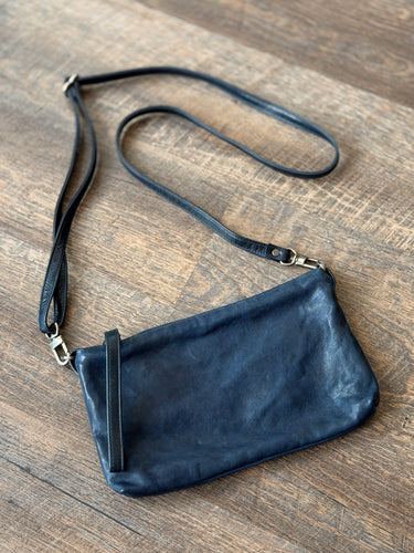 Rough & Tumble Small Pinch Bottom Traveler Bag in Corsica Blue