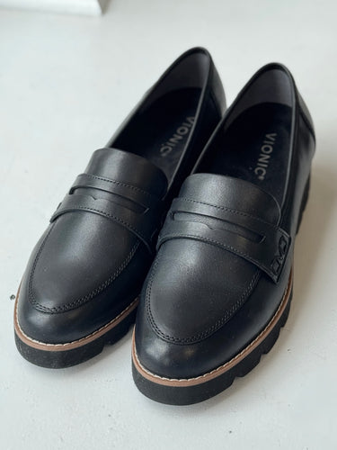Vionic Black Loafers, 8