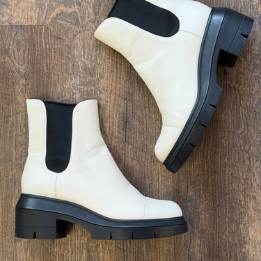 Stuart Weitzman Norah Chelsea Boots , 38.5