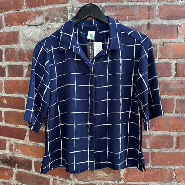 Columpio Navy Crop Button Up, Medium