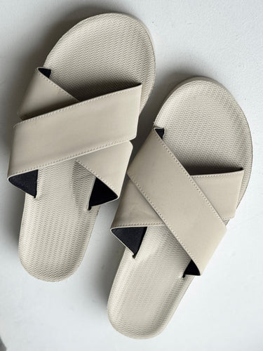 Indosole Ivory Slides, 8/9