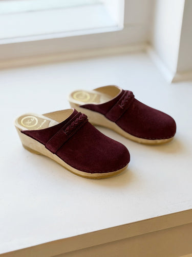 No 6 Bridget Clogs in Burgundy Suede, 41