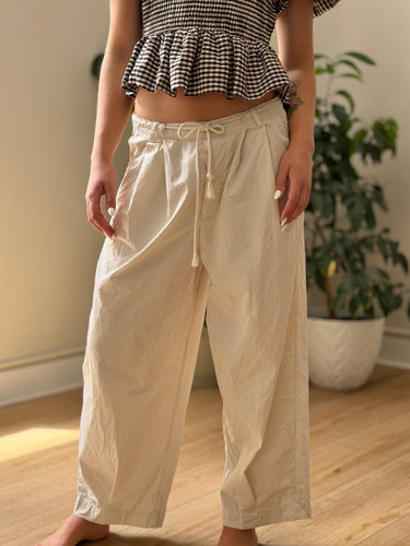 Deiji Studios Ecru Pleated Trouser Pants, Medium