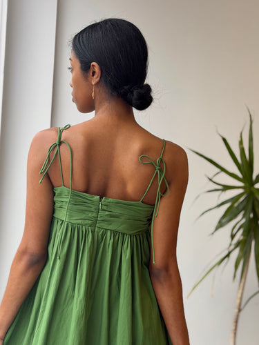 Reformation NWT Catarina Dress in Palm Green, 6