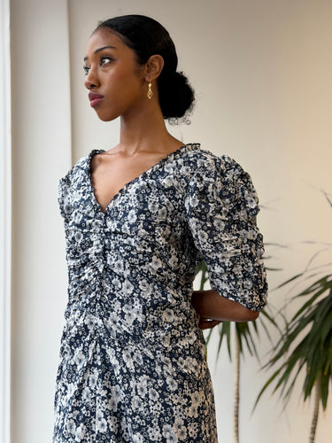 Sea NY Suzie Ruched Midi Dress in Blue & White Floral, Medium