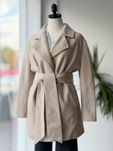 Harris Wharf London Belted Cream Coat, 46