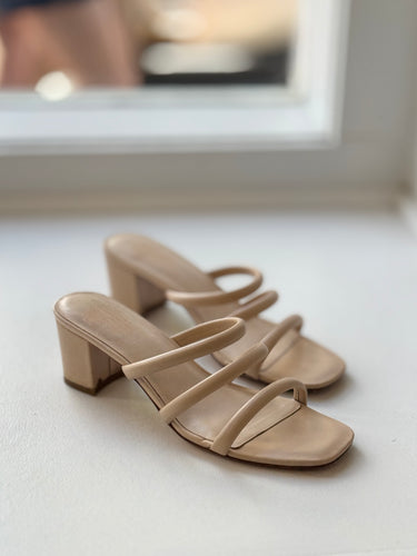 Charlotte Stone AS IS Belle Sandals in Peach, 9