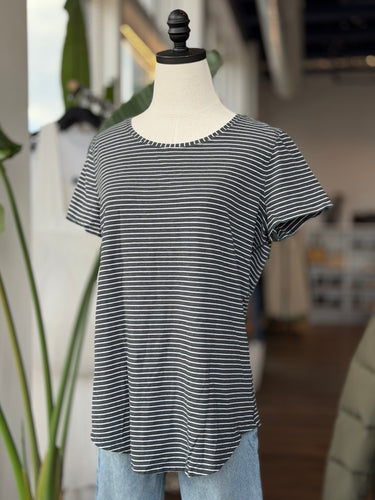 Lululemon Grey Striped Tee, Medium