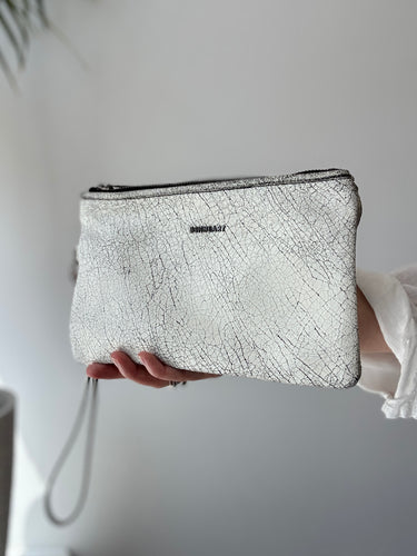 Benheart Desert Crossbody in Crackled White