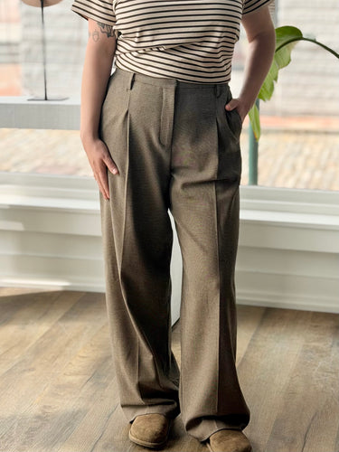 By Malene Birger Elsa Pleated Pants, 38