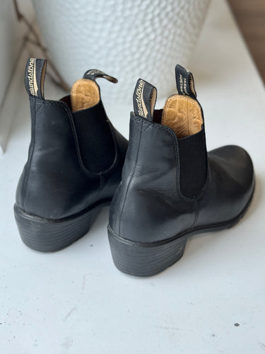 Blundstones AS IS Black Heeled Chelsea Boots, US 9.5