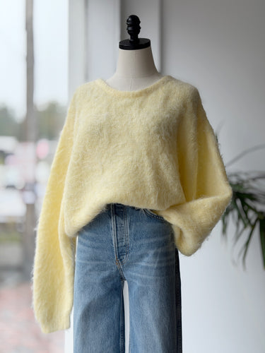 American Vintage Butter Yellow Sweater, Small