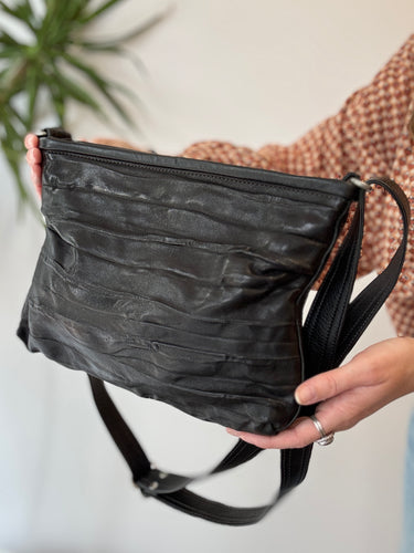 Rough & Tumble Small Breeze Bag in Milano Black