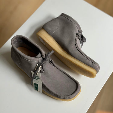 Clarks Wallabee Shoes, 10.5