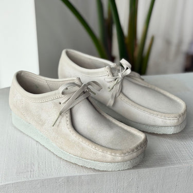 Clarks White Suede Wallabee Shoes, Men's 9.5