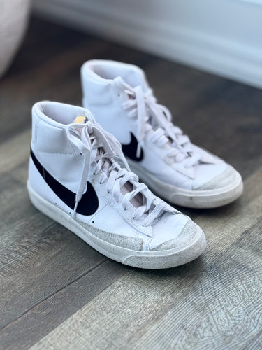 Nike Blazer Mid Sneakers, 42