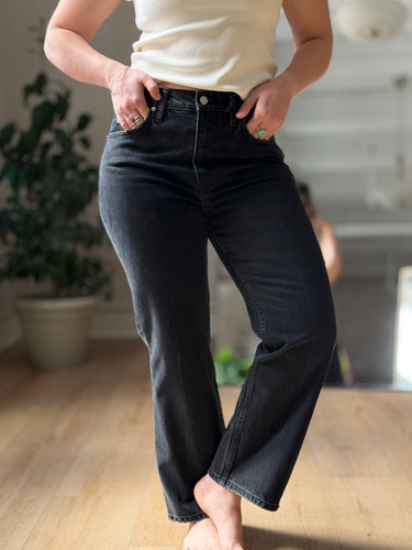 Apiece Apart NWT Rene Kick Flare Jean in Black, 30
