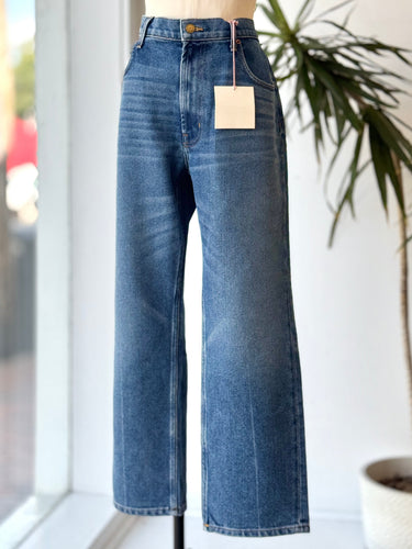 B Sides NWT Field Mid Kick Jeans, 32