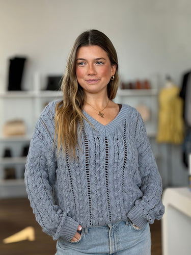 Stitches & Stripes NWT Blue Cable Knit Sweater, Large