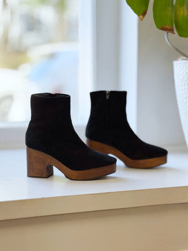Huma Blanco Elianna Alpaca Lined Block Boots (Retail $360), 36