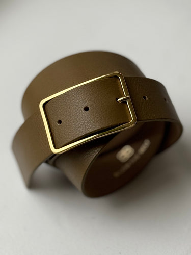 Below The Belt Olive & Gold Buckle Belt, Medium