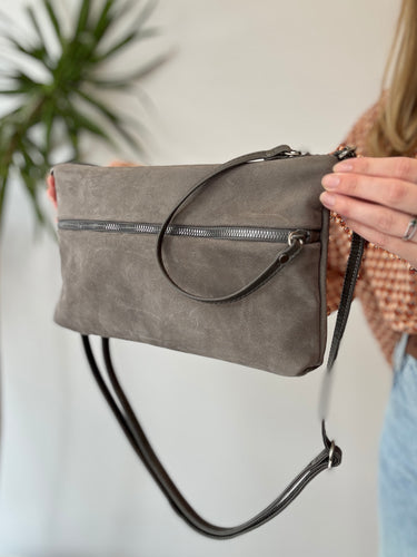 Rough & Tumble Cheyenne Bag in Granite