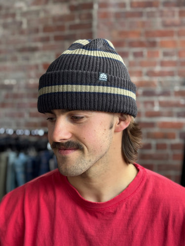 Autumn NWT Slacker Mineshaft Beanie