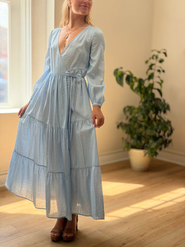 Baum Und Pferdgarten NWT Aymelina Cerulean Blue Wrap Dress, 34