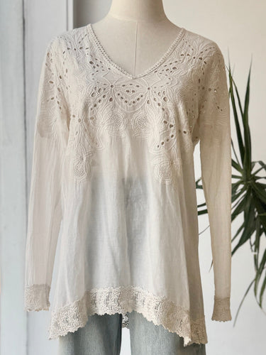 Johnny Was Ivory Eyelet Embroidered Top, Small