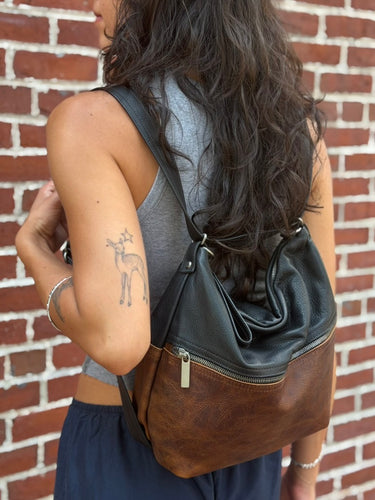 Rough & Tumble Small City Safari Single Zip Bag in Fuentes & Nero