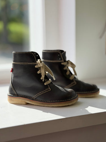 Duckfeet Odense Boots in Charcoal, 39