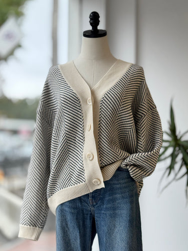 Mila Vert Navy & Cream Chevron Cardigan, Free Size