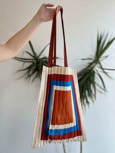 Multitudes NWT Pleated Tote Bag