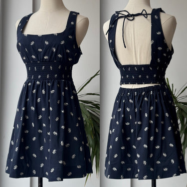 Hill House NWT The Cher Dress in Navy Floral Jacquard, Large