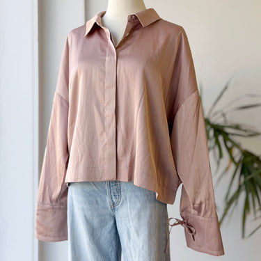 Parker NWT Satiny Blush Crop Blouse, Large
