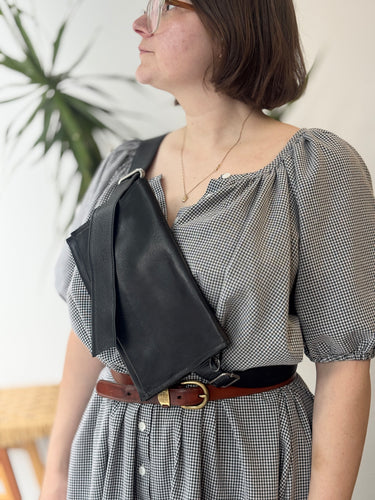 Rough & Tumble DZ Belt Bag in Plonge Black