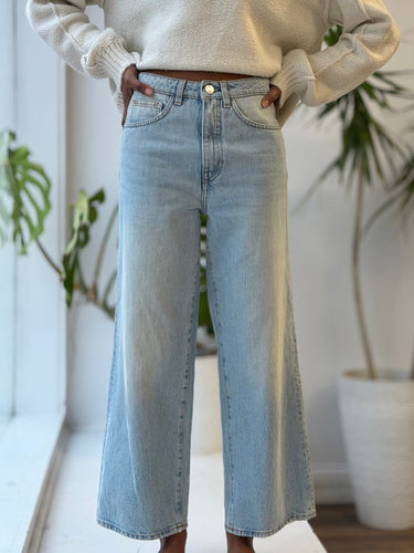 Toteme Flair Wide Leg Light Wash Jeans, 25