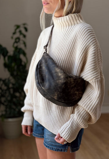 Rough & Tumble Large Luna Bag in Distressed Tobacco