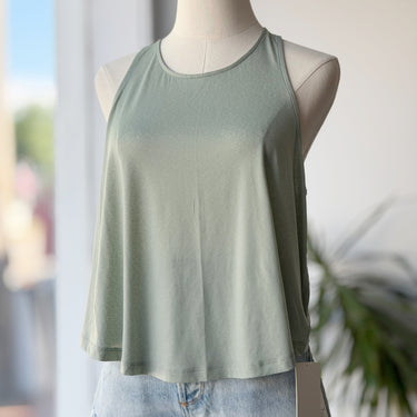 Lululemon NWT Lightweight Training Racerback Tank, 6