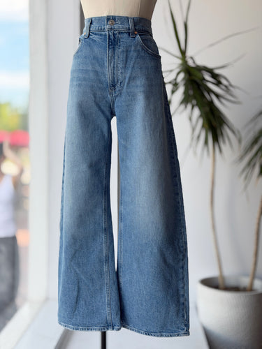Paige Ariella Ankle Jeans in Light Wash, 28