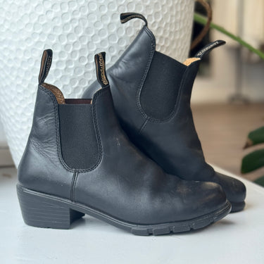 Blundstone Black Heeled Chelsea Boots- as is, general wear, US 9.5