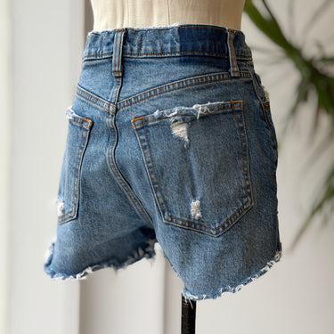 Abercrombie & Fitch Chewed Hem Mom Shorts, 27