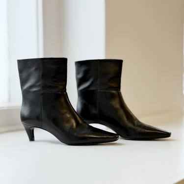 Reformation Ramona Ankle Boot in Black, 6.5