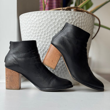 Helmut Lang Black Wooden Heel Boots - as is, 39.5