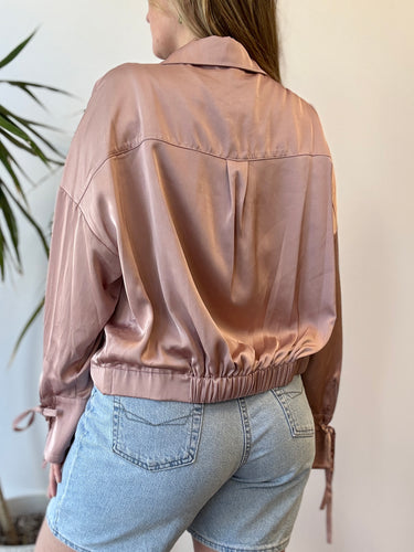 Parker NWT Satiny Blush Crop Blouse, Large