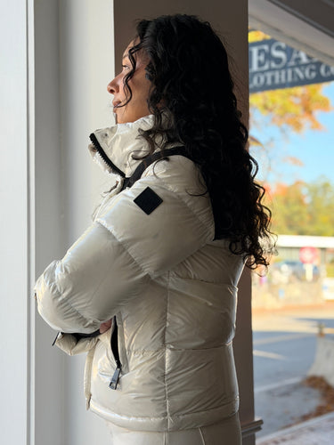 SAM. Freestyle Down Jacket in White, Small