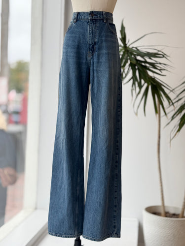 Staud Leo High Rise Vintage Wash Jeans - 33" inseam, 28