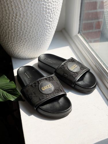 Gucci Off The Grid Slides, Men's 8 Women’s 10