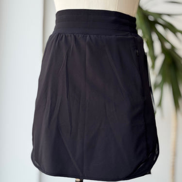 Lululemon Hotty Hot Skort in Black, 6