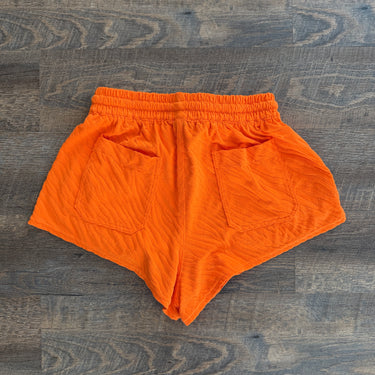 Triangl Orange Textured Shorts, Medium